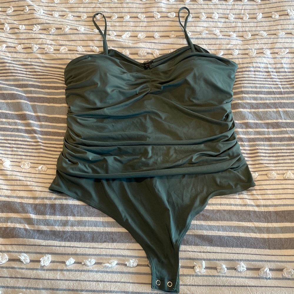 Express body contour green bodysuit